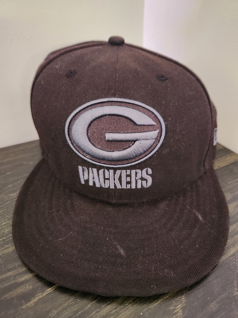 NFL Black Packers Embroidered Logo Cap